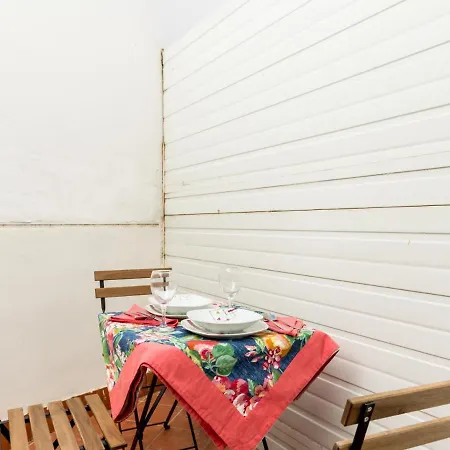 Holi-rent Goya Apartment